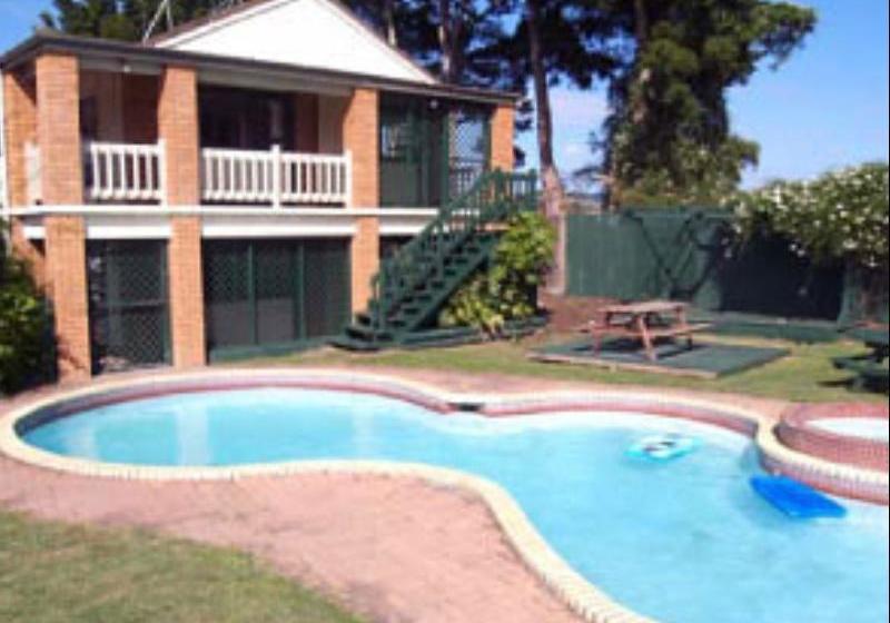 호텔 The Country Inn