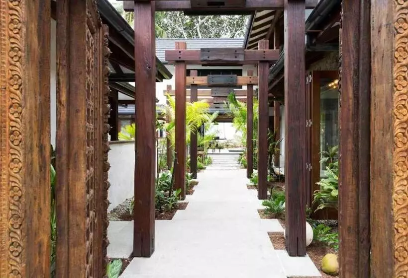 Spice At Oak Absolute Beachfront With Private Pool Near Port Douglas