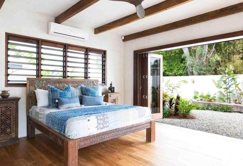 Spice At Oak Absolute Beachfront With Private Pool Near Port Douglas
