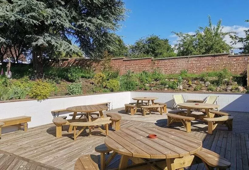 Aamiaismajoitus (B&B) Exelby Green Dragon