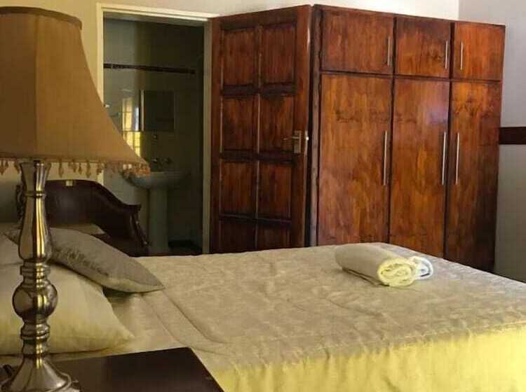 Bed and Breakfast Times Premier Lodge