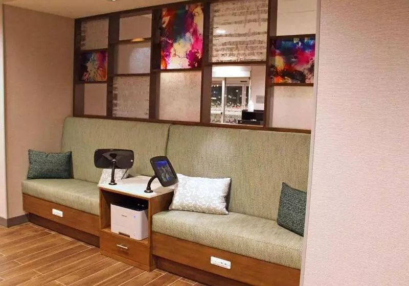 Hotelli Hampton Inn Buffalo   Amherst, Ny