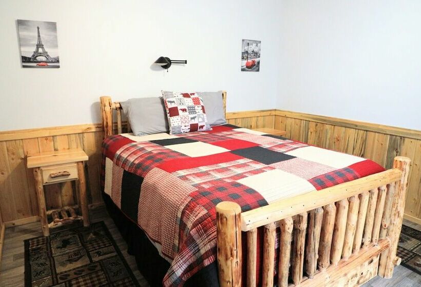 Eycat Lodging Company