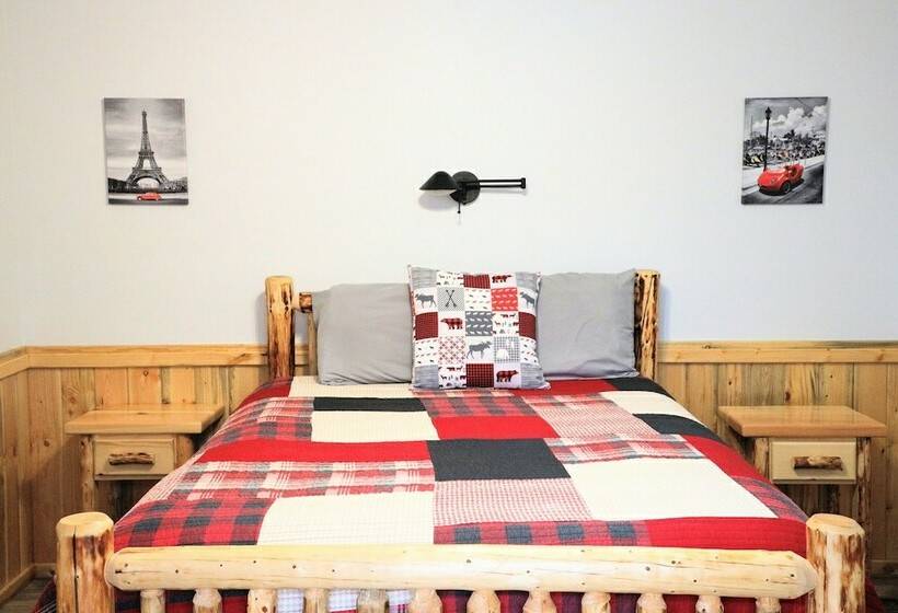 Eycat Lodging Company