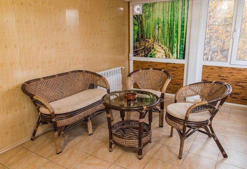 فندق Cherniy Mys