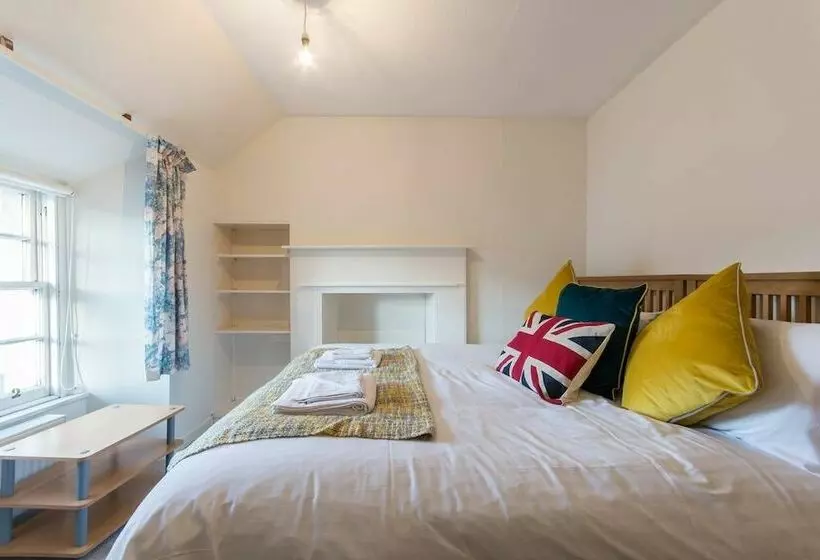 Quirky Cottage Heart Of St Andrews