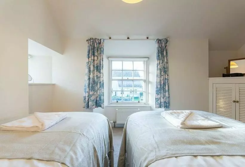 Quirky Cottage Heart Of St Andrews