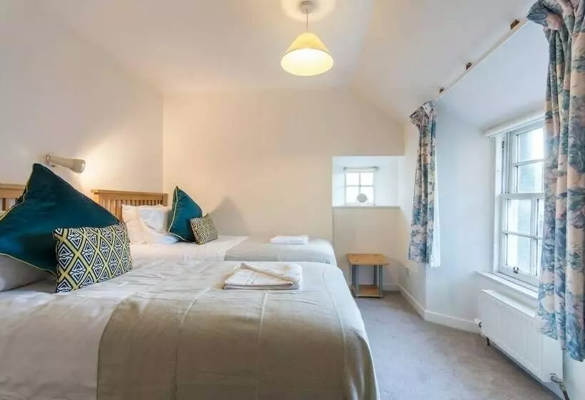 Quirky Cottage Heart Of St Andrews