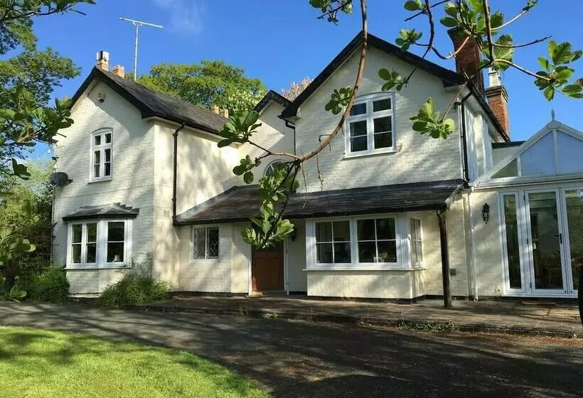 Aamiaismajoitus (B&B) Bron Hafren