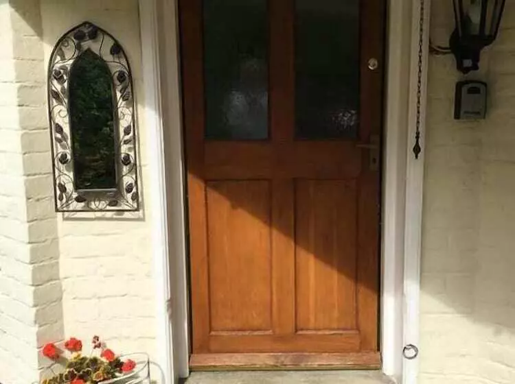 Aamiaismajoitus (B&B) Bron Hafren