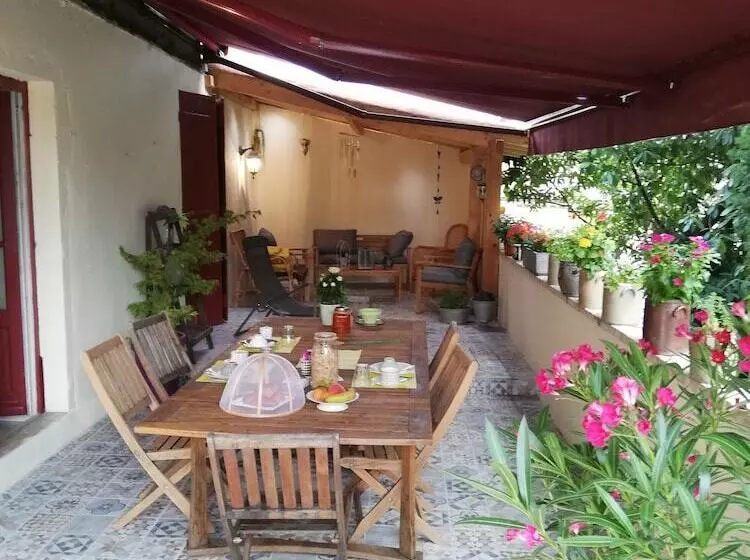 Aamiaismajoitus (B&B) La Maison De Marion