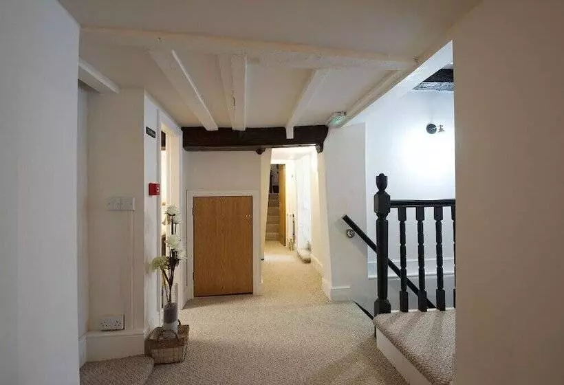 Aamiaismajoitus (B&B) The Wheatsheaf