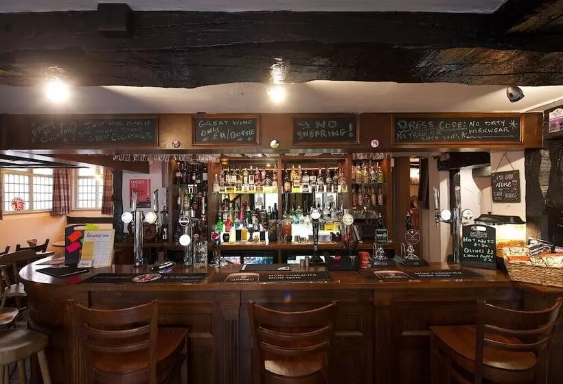 Aamiaismajoitus (B&B) The Wheatsheaf