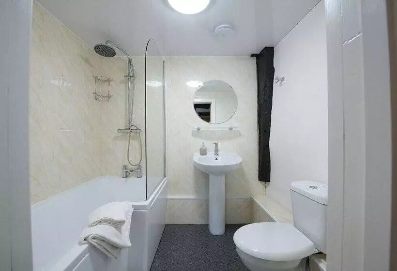 Aamiaismajoitus (B&B) The Wheatsheaf