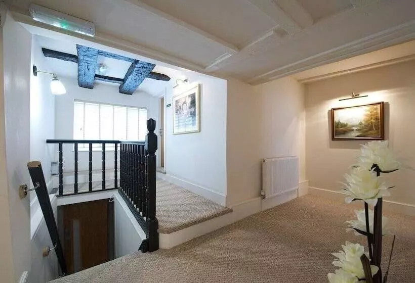 Aamiaismajoitus (B&B) The Wheatsheaf