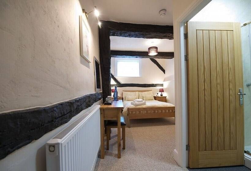 ベッドアンドブレックファースト The Wheatsheaf