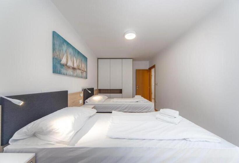 Garden Palace Resort