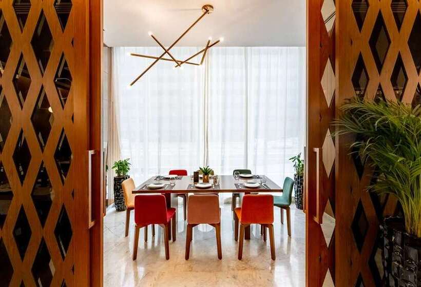 هتل Aleph Doha Residences, Curio Collection By Hilton