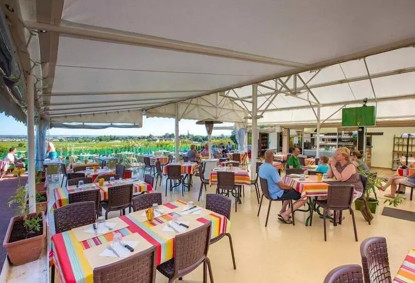 ホテル Huttopia Meursault