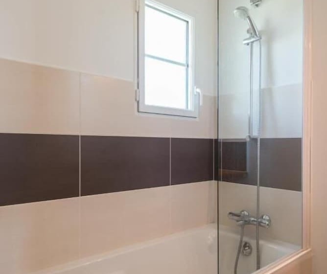 膳宿费 Domaine Du Lac De Sorin