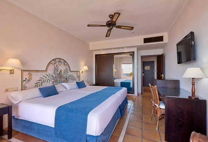 ホテル Ibersol Almuñecar Beach & Spa