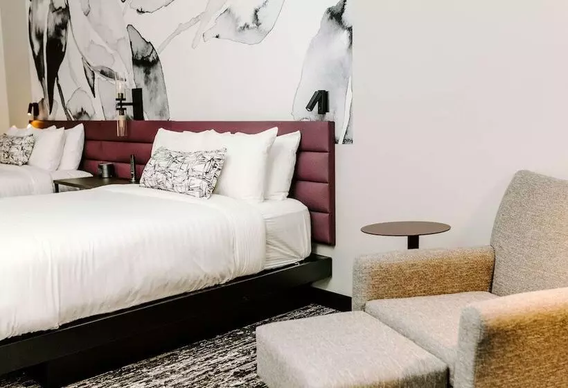 בית מלון כפרי Aiden By Best Western San Antonio Riverwalk