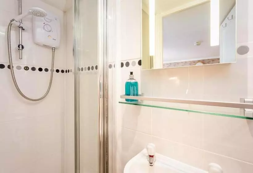 Hotel Arden Park Ensuite Rooms