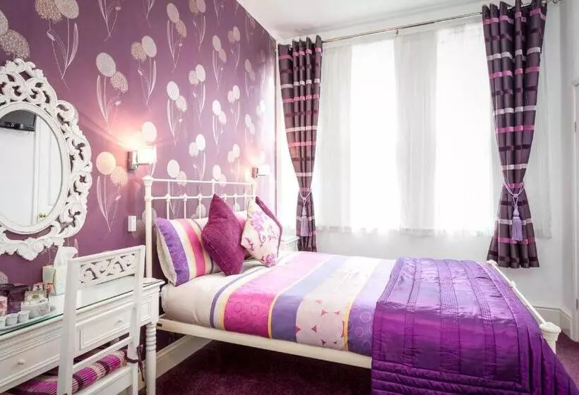 Hotel Arden Park Ensuite Rooms