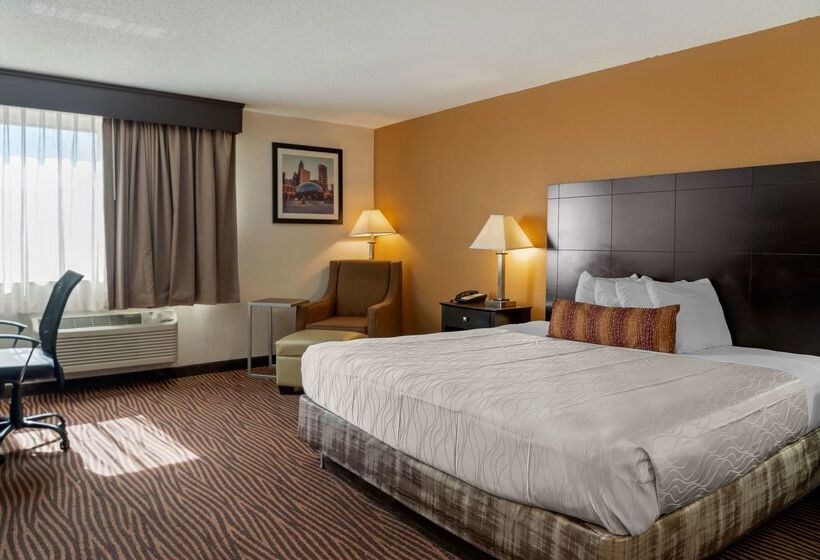 בית מלון כפרי Best Western Des Plaines Inn