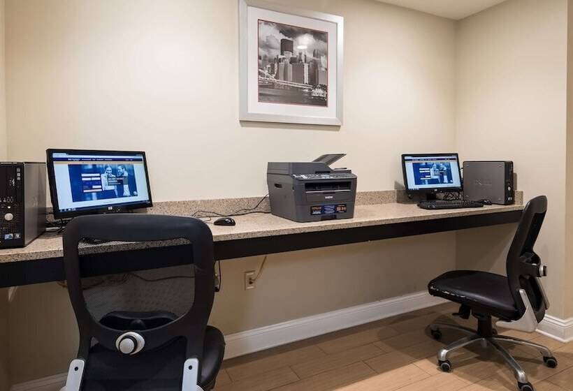 فندق Best Western Garden Inn