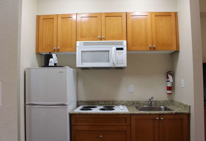 هتل Best Western King George Inn & Suites