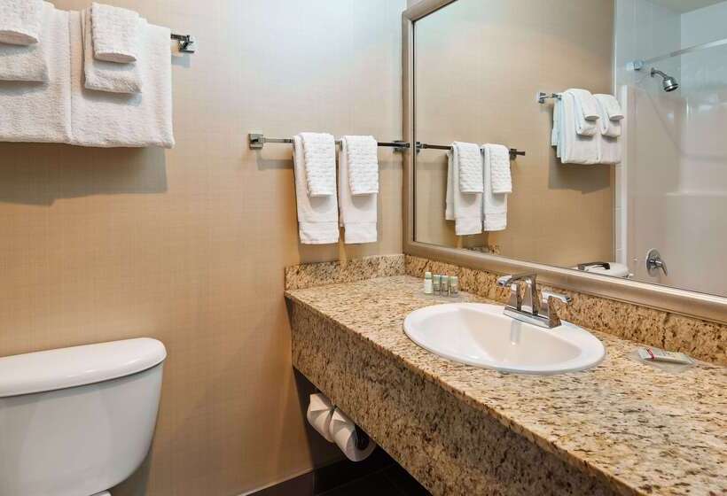 هتل Best Western King George Inn & Suites