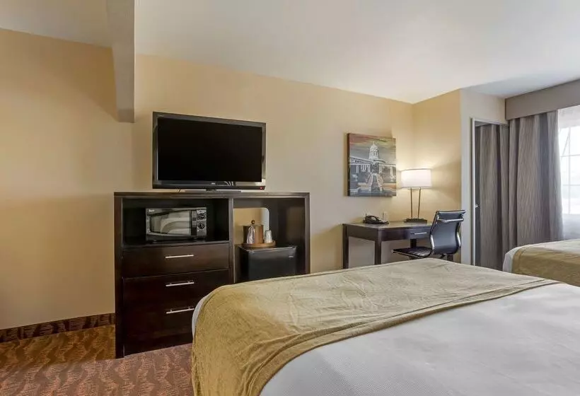 酒店 Best Western Plus Capital Inn