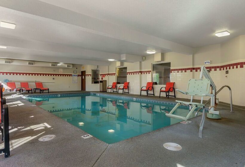 בית מלון כפרי Best Western Plus Park Place Inn & Suites