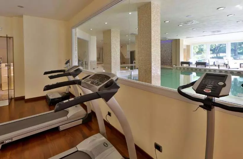 בית מלון כפרי Fiuggi Terme Resort & Spa