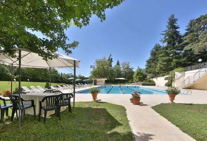 בית מלון כפרי Fiuggi Terme Resort & Spa