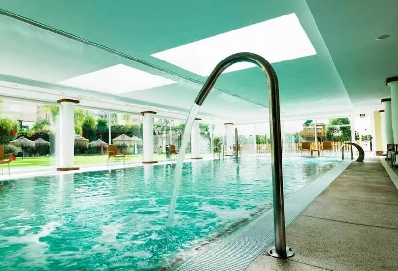 Отель Monarque Fuengirola Park