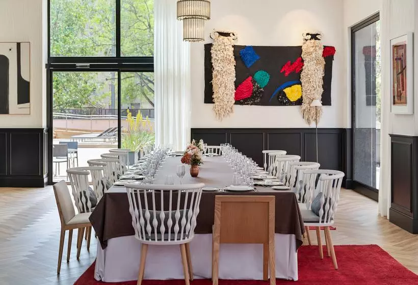 Отель H10 Itaca