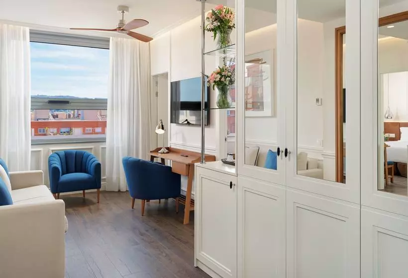 Отель H10 Itaca