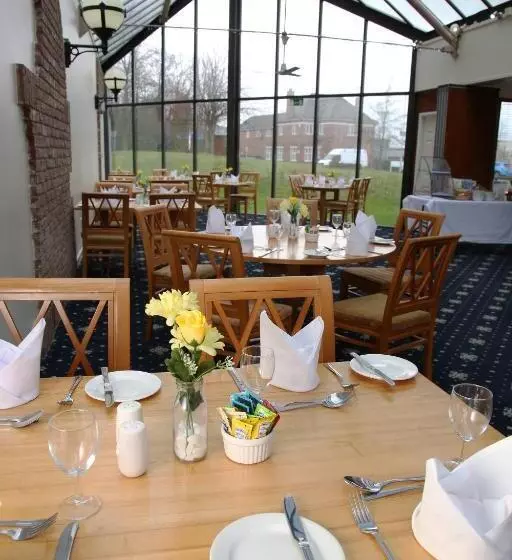 Отель Hermitage Park