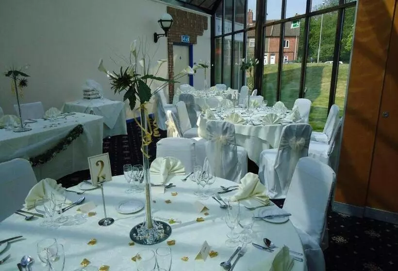 Отель Hermitage Park