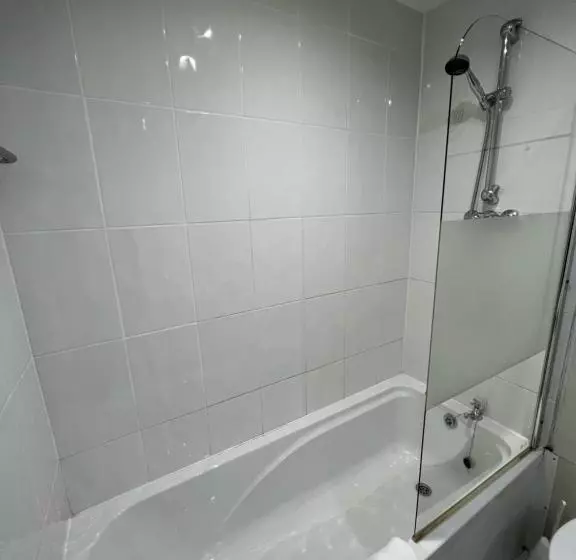 Отель Hermitage Park