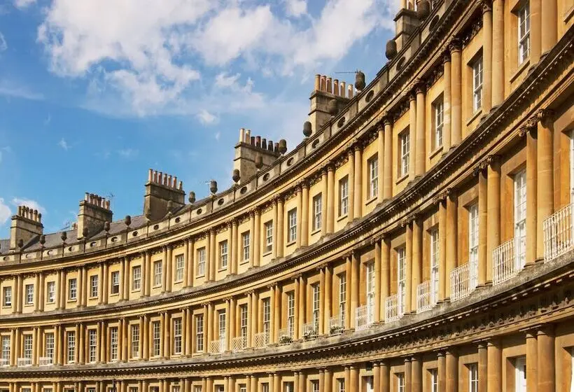 ホテル Holiday Inn Express Bath By Ihg