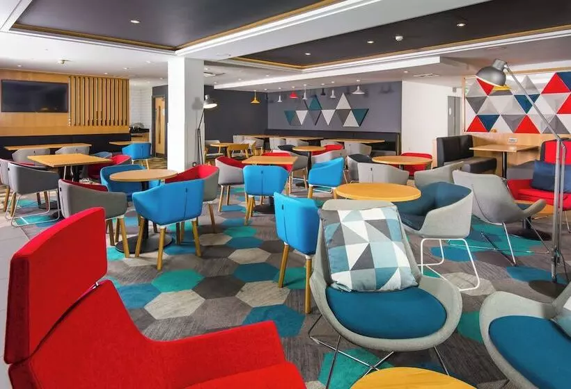 Отель Holiday Inn Express London Hammersmith, An Ihg