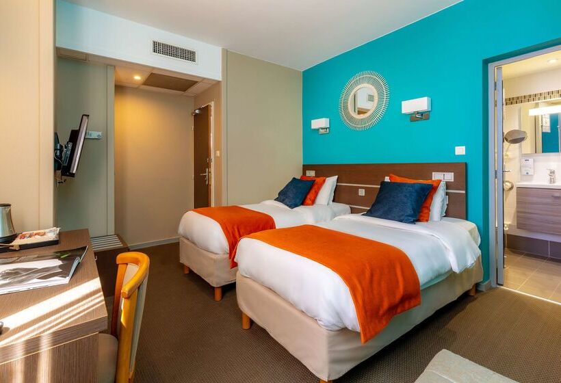 Hotel Kyriad Avignon  Palais Des Papes