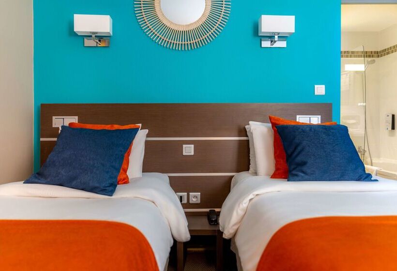 Hotel Kyriad Avignon  Palais Des Papes