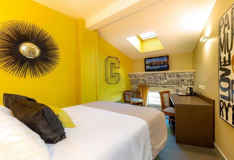 Hotel Kyriad Avignon  Palais Des Papes