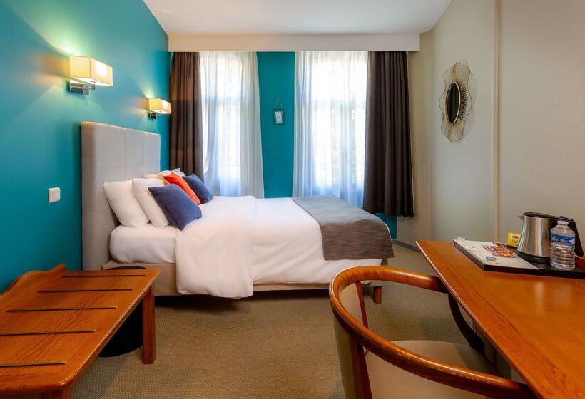 Hotel Kyriad Avignon  Palais Des Papes