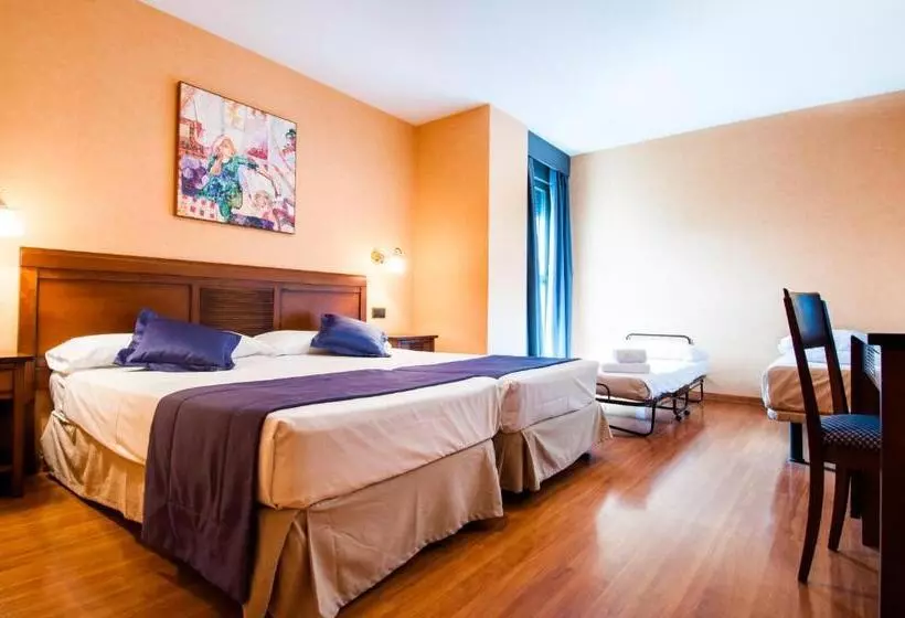 Отель Las Provincias