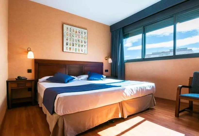 Отель Las Provincias